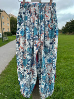 Load image into Gallery viewer, Cotton harem pants
