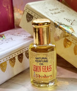 Ladda upp bild till gallerivisning, Lemon Grass Parfym Olja parfymolja 10 ml – Chakra Natural Perfume Oil roll-on från Indien | Beauty of India
