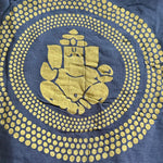 Load image into Gallery viewer, Bohemiskt linne i viskos – lös och luftig modell med unikt tryck Ganesha blå
