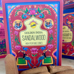 Ladda upp bild till gallerivisning, Golden India Sandalwood backflow rökelsekoner träig sandelträdoft
