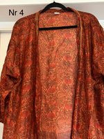 Ladda upp bild till gallerivisning, Siden Kimono - jag var en sari
