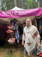 Ladda upp bild till gallerivisning, Randig Poncho med Luva
