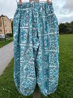 Load image into Gallery viewer, Cotton harem pants
