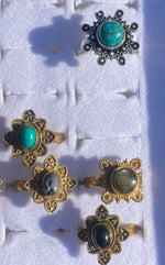 Load image into Gallery viewer, Bronze ring with gemstone
