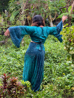 Load image into Gallery viewer, Tie-dye top with wide sleeves Mandala
