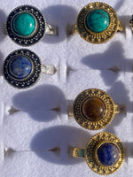 Load image into Gallery viewer, Bronze ring with gemstone
