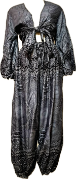 Load image into Gallery viewer, Tie-dye top with wide sleeves Mandala
