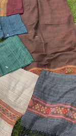 Load and play video in Gallery viewer, Warm and comfortable blanket/shawl
