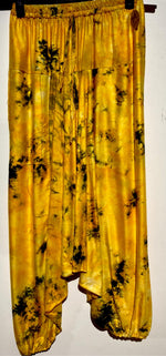 Load image into Gallery viewer, Batik Harem Pants for Kids
