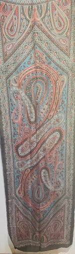 Load image into Gallery viewer, 100% Silk Shawl
