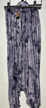 Load image into Gallery viewer, Batik Harem Pants for Kids
