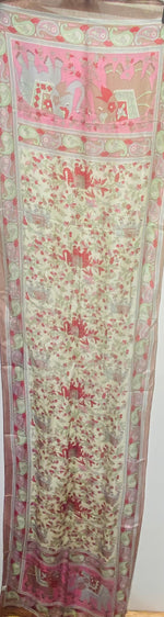 Load image into Gallery viewer, 100% Silk Shawl
